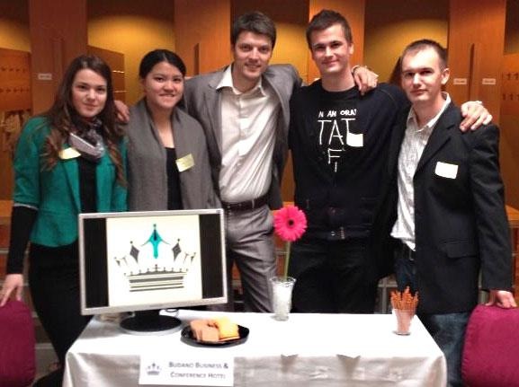 ѧ���������뼭ѡ��2013�꣩